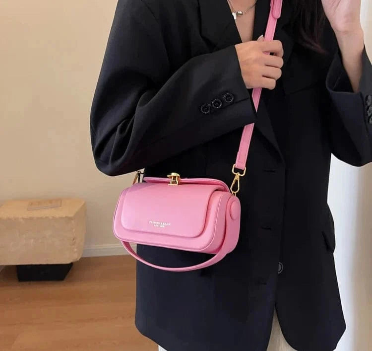 Sac à Mains Femme Bandoulière, le sac dont tout Amateur de Mode a besoin. Sac Cuir Femme