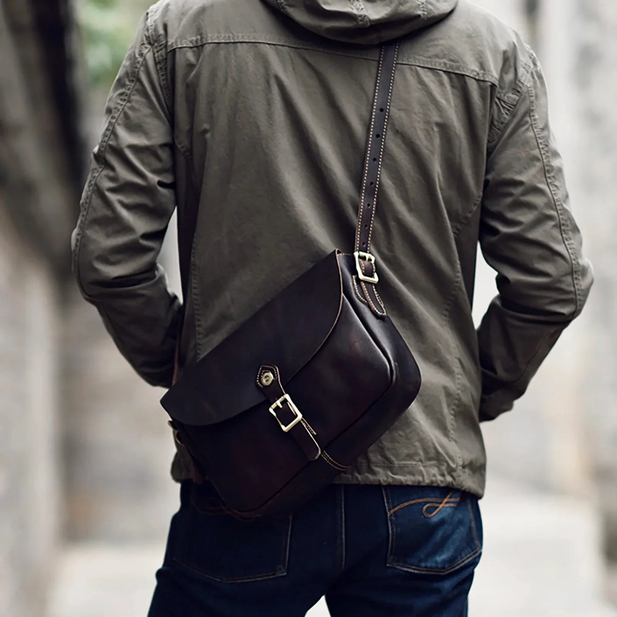 Sac Bandoulière Homme Cuir Vintage Claude | Authentique Chocolat / Cuir Véritable