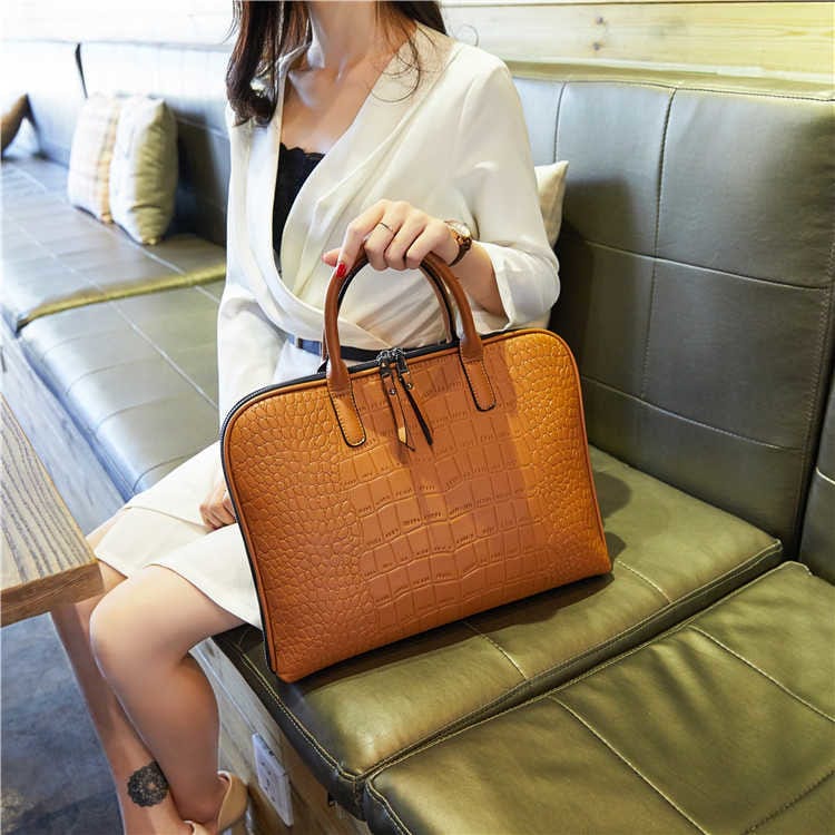 Sac Ordinateur Femme Cuir Lyna – Style Chic & Sac pour Travailler Femme Sac Ordinateur